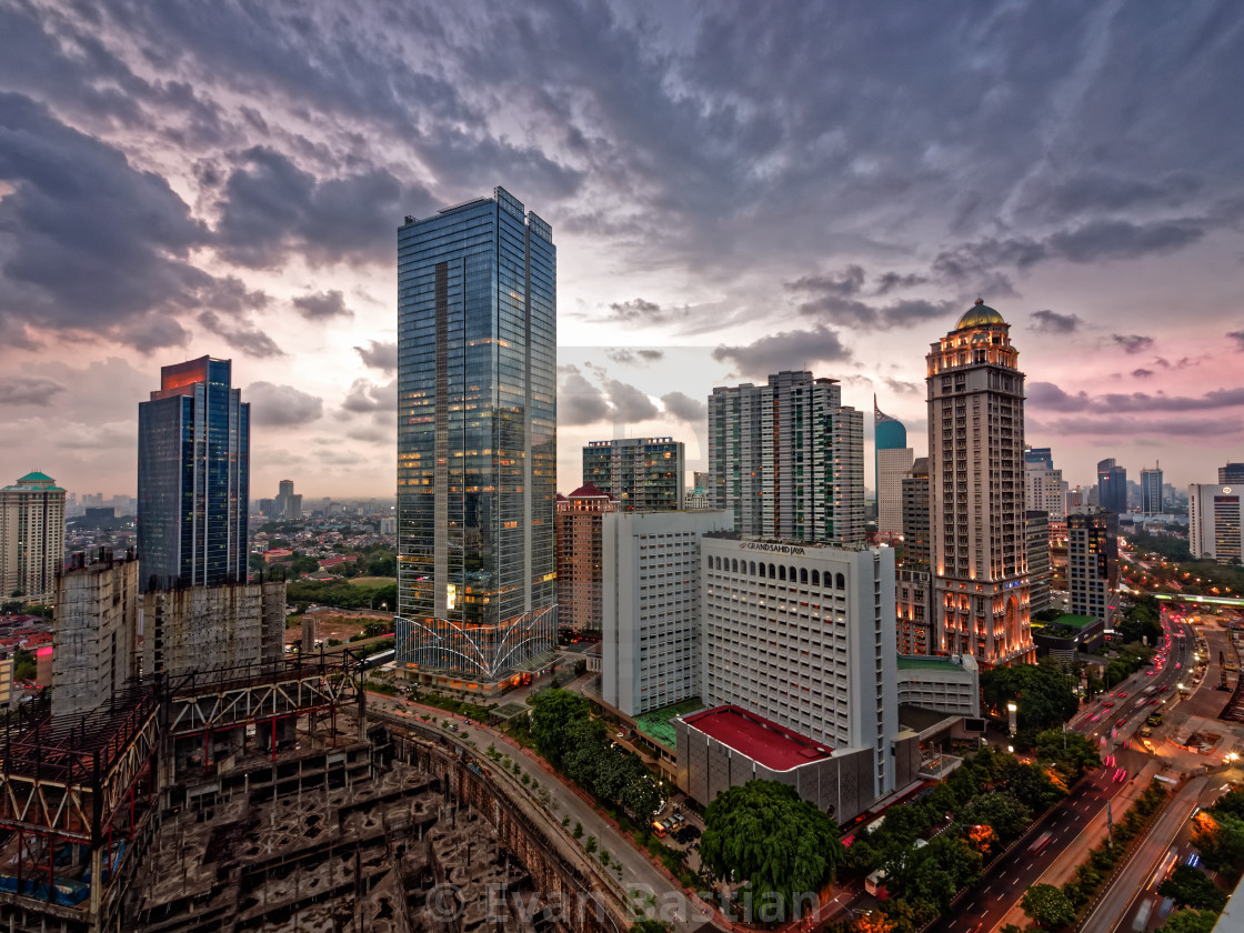 Jakarta city view - Sudirman Sahid Center Cloudy - License, download or